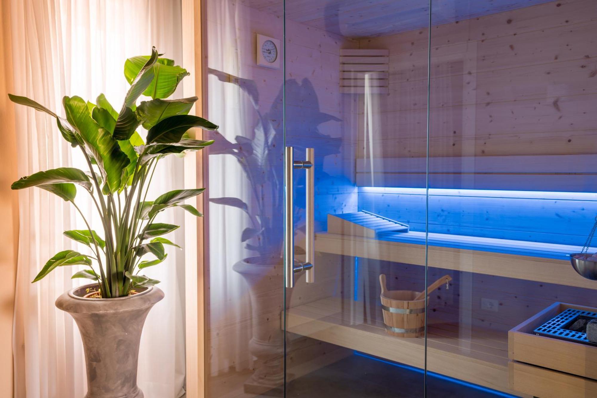 Gg8 Hotel & Suite Spa Gualdo Tadino Exteriér fotografie