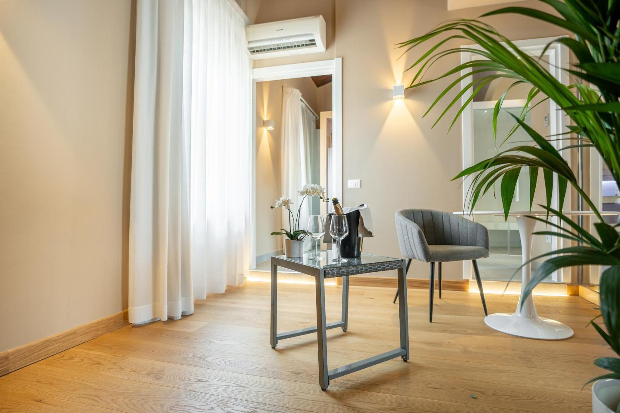 Gg8 Hotel & Suite Spa Gualdo Tadino Exteriér fotografie