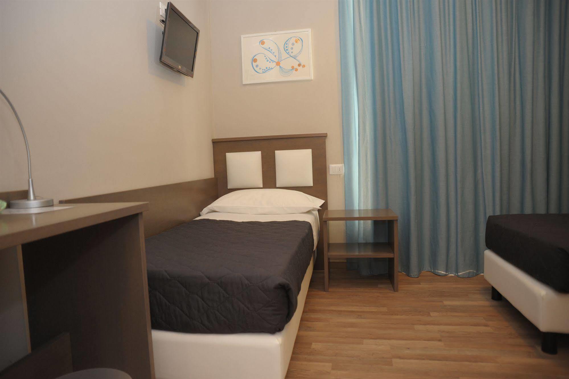 Gg8 Hotel & Suite Spa Gualdo Tadino Exteriér fotografie